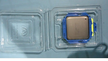 672335-001